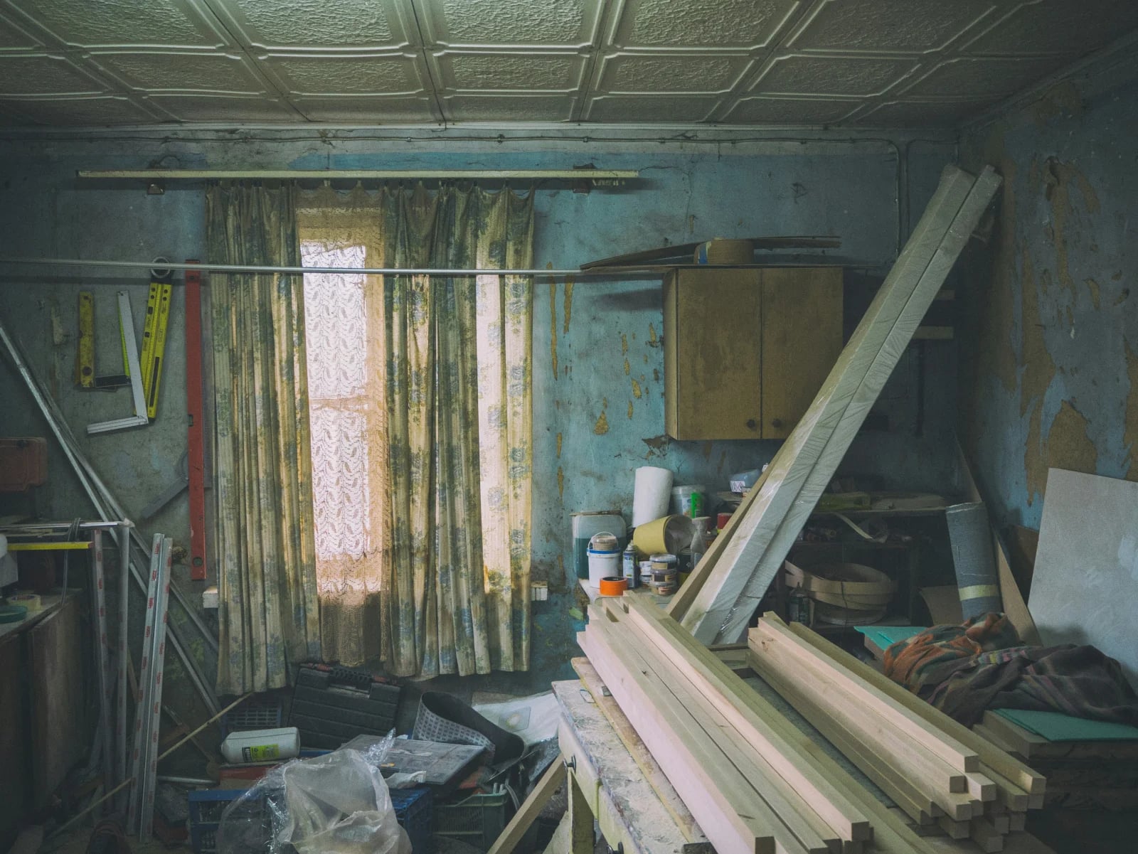 Fenêtre de logement ancien, cas type de l'autodiagnostic d'éligibilité